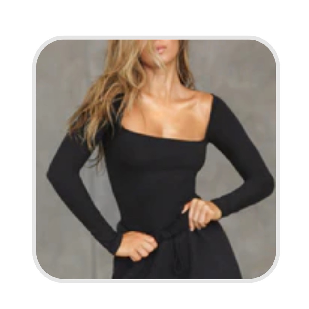 JOAH BROWN Square Neck Long Sleeve Women's Top - Size S/M